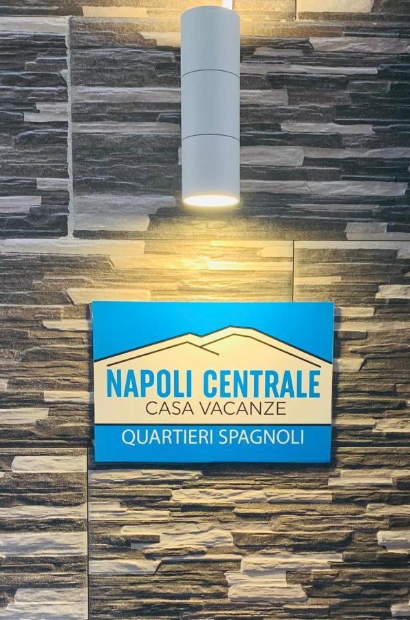 Napoli Centrale Exterior foto